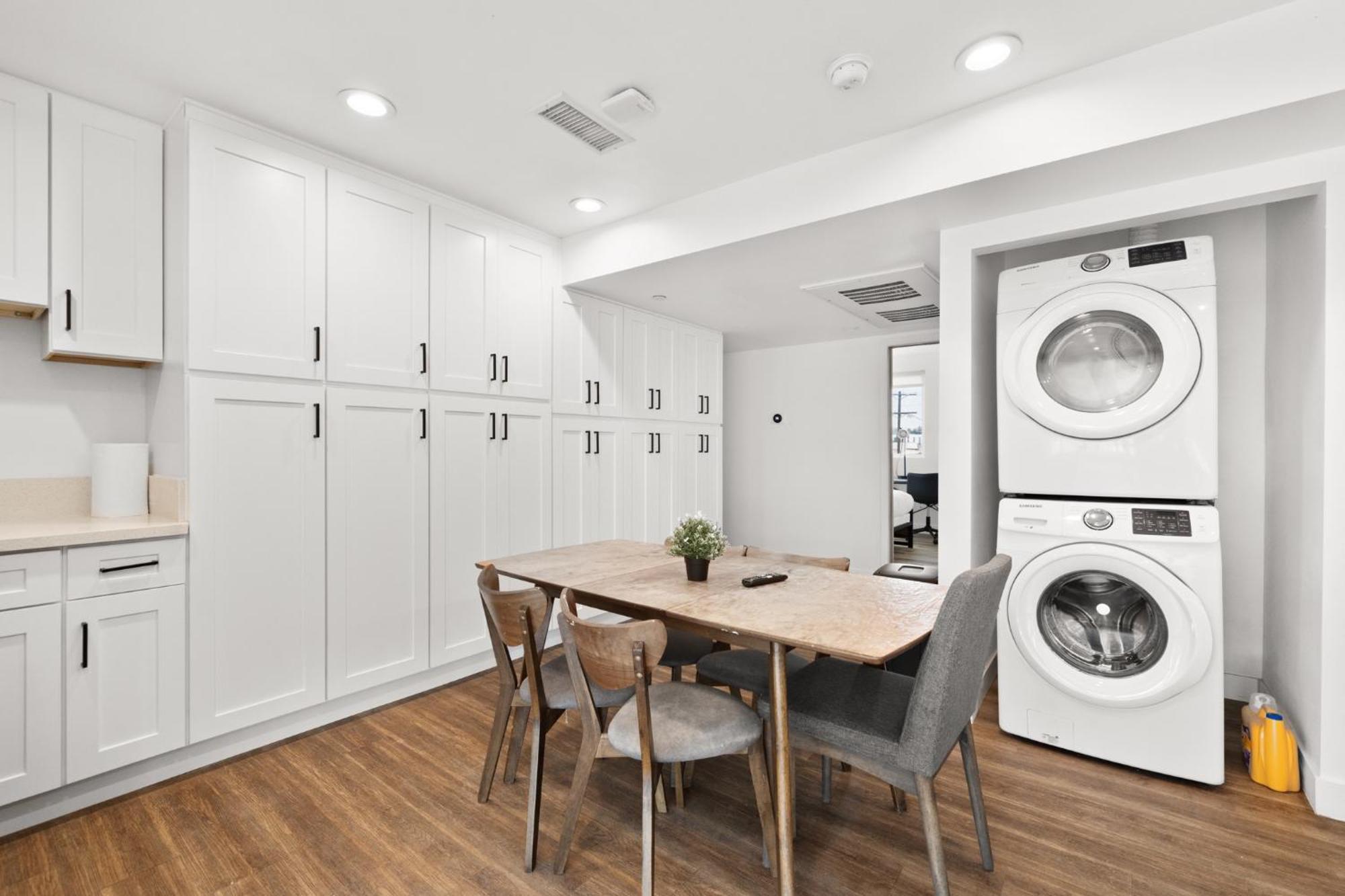 Perfect Location Near Usc, 1Bedroom With Shared Access Лос Анджелис Екстериор снимка